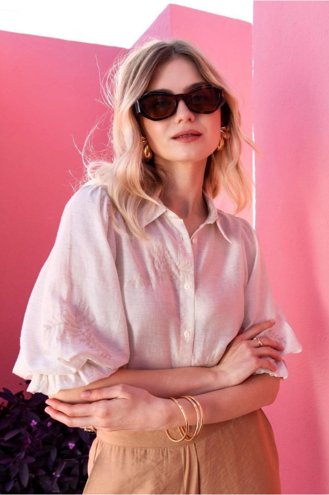 BRODERIE BLOUSE MET RUFFLE MOUWEN 53464 20 000010 OFF WHITE/SAND